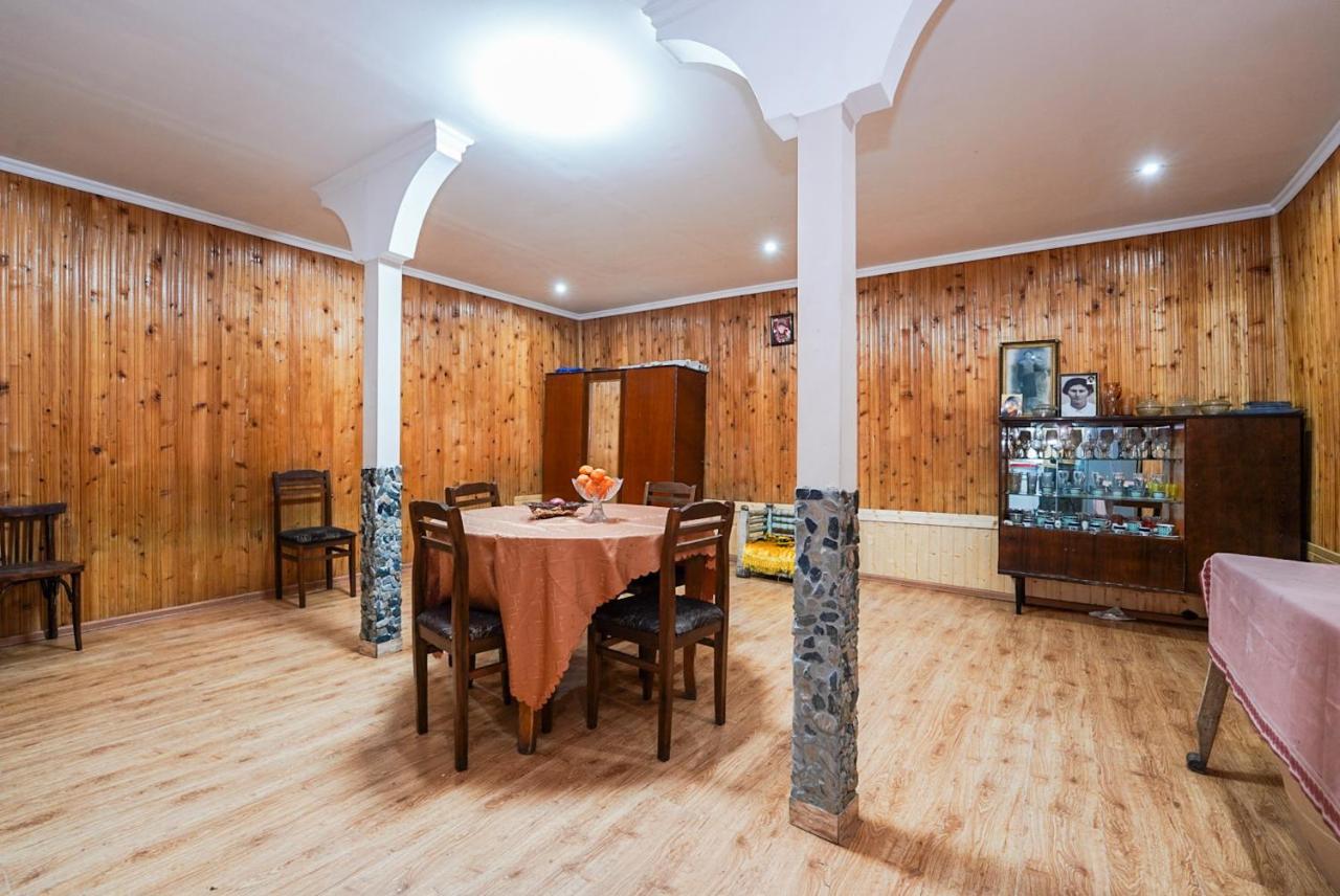 Bori'S Guesthouse Ushguli Esterno foto